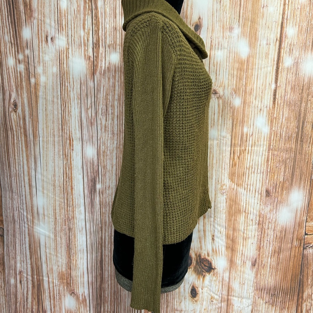 Poof! Waffle Knit Side‎ Zip Sweater - Picture 5 of 9
